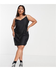 Черное платье комбинация мини с V образным вырезом ASOS DESIGN Curve Asos curve