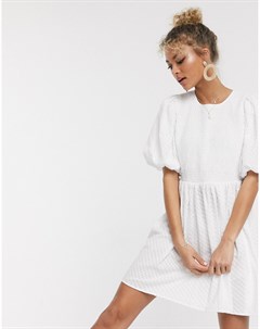 Свободное белое платье мини с пышными рукавами Asos design