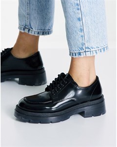 Черные туфли на массивной подошве и шнуровке Lorna Topshop