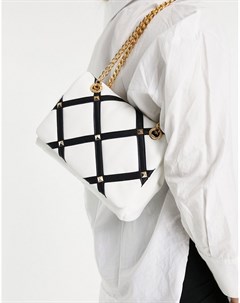 Стеганая ромбами сумка на плечо белого цвета с черной отделкой заклепками и регулируемым ремешком Asos design