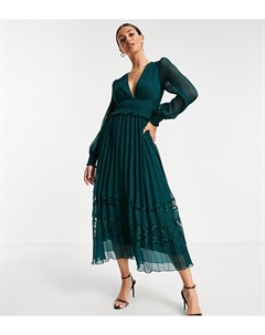 Эксклюзивное платье миди хвойно зеленого цвета с глубоким вырезом плиссировкой и кружевными вставкам Asos tall