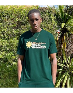 Зеленая футболка с принтом Beach Runner эксклюзивно для ASOS New balance