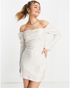 Белое атласное платье мини с открытыми плечами и драпировкой Forever new