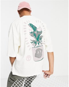Oversized футболка цвета экрю с принтом горящего растения на спине Crooked tongues