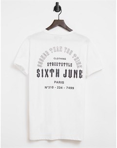 Белая футболка с принтом Sooner than you think на спине Sixth june