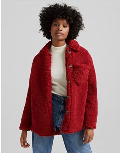 Красная куртка из искусственного меха борг с акцентными карманами Bershka