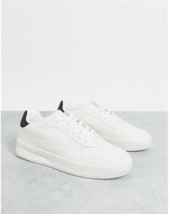 Белые кроссовки New look
