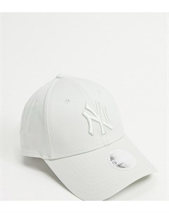 Бледно зеленая кепка с логотипом в тон NY Exclusive 9Forty New era