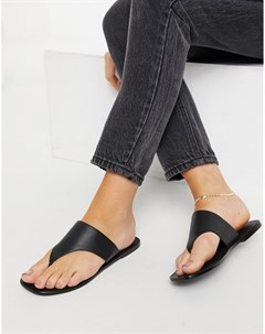 Черные кожаные сандалии с перемычкой между пальцами Folly Asos design