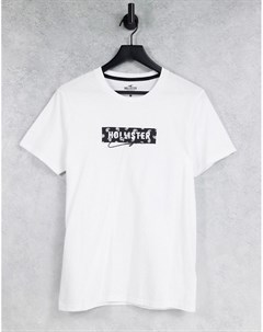 Белая футболка из технологичной ткани с логотипом на груди и спинке Hollister
