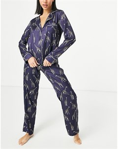 Темно синий атласный пижамный комплект с принтом жирафа Bluebella