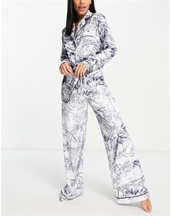 Пижамный атласный комплект из 3 предметов со штанами и зимним цветочным принтом x Lorna Luxe In the style