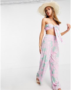 Пляжные жатые брюки с широкими штанинами и приглушенным цветочным принтом от комплекта Asos design