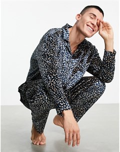 Велюровый домашний пижамный комплект из рубашки и брюк с леопардовым принтом Asos design