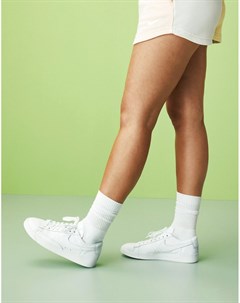 Белые низкие кроссовки Blazer Nike