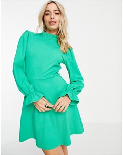 Зеленое приталенное платье из фактурного трикотажа со свободной юбкой Miss selfridge