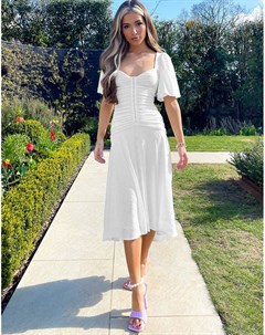 Белое присборенное платье миди с короткой расклешенной юбкой вышивкой ришелье и объемными рукавами Asos design