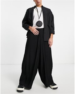Черные брюки в строгом стиле с очень широкими штанинами со складками Asos design