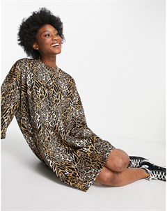 Коричневое платье футболка в стиле oversized с фактурным леопардовым принтом Asos design