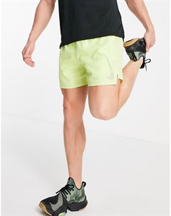 Желтые шорты Run Division Challenger Nike running