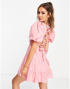 Розовое платье мини с присборенной юбкой и шнуровкой на спине Miss selfridge