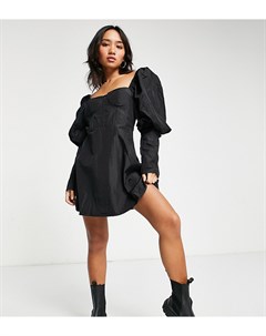 Черное платье с чашечками и пышными рукавами Missguided petite