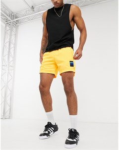 Желтые шорты Adidas originals