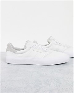 Белые кроссовки с серой накладкой в области пятки 3MC Adidas originals