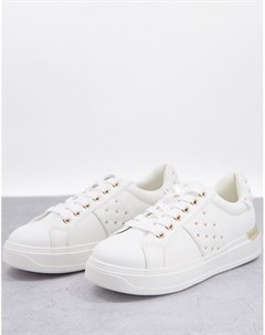 Массивные стеганые кроссовки белого цвета с заклепками New look