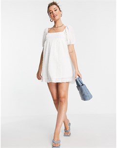 Фактурное свободное платье белого цвета с пышными рукавами x Lorna Luxe In the style