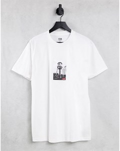 Белая футболка с фотопринтом водонапорной башни Obey