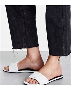 Белые плетеные сандалии на плоской подошве для широкой стопы Forty Asos design