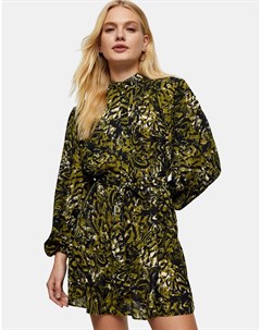 Зеленое платье рубашка с оборками и леопардовым принтом Topshop