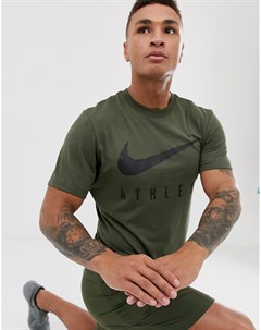 Футболка цвета хаки Nike training