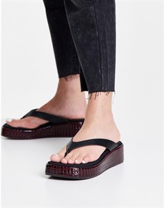 Черные сандалии с перемычкой между пальцами Pearla Topshop