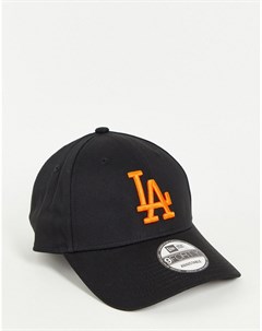 Черная кепка с оранжевым логотипом команды LA Dodgers 9FORTY New era