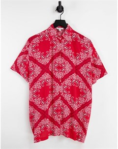 Oversized рубашка красного цвета с принтом пейсли и короткими рукавами Topshop