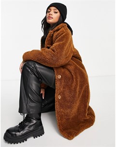 Светло коричневое удлиненное пальто в стиле oversized из искусственного меха Lulu Threadbare