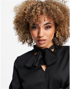 Блузка черного цвета с бантом на шее Vesper
