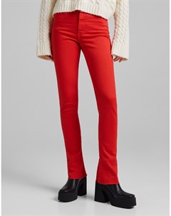 Ярко красные прямые джинсы с необработанным краем Bershka