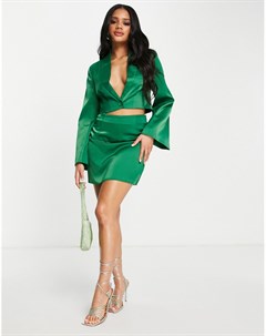 Атласная расклешенная мини юбка изумрудно зеленого цвета от комплекта Missguided
