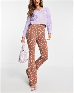 Расклешенные трикотажные брюки коричневого цвета с цветочным принтом Cotton:on