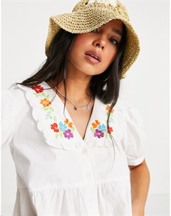 Белая блузка с круглым воротником и цветочной вышивкой Violet romance