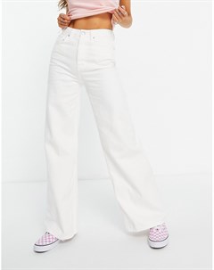Белые джинсы с очень широкими штанинами в стиле 90 х Stradivarius