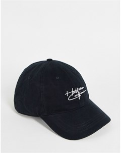 Черная кепка с логотипом надписью Hollister