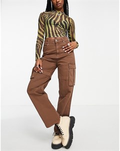 Свободные брюки с карманами карго шоколадного цвета Bershka