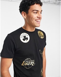 Черная футболка с золотистыми фольгированными принтами логотипов клубов NBA New era