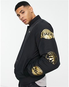 Черная куртка бомбер с золотистым фольгированным принтом на рукавах NBA New era