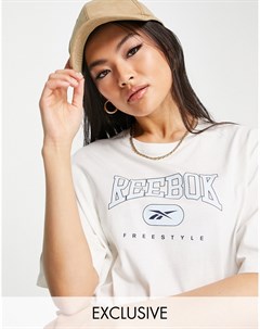 Белая oversized футболка Reebok