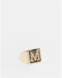 Глянцевое кольцо печатка с буквой M золотистого цвета Asos design